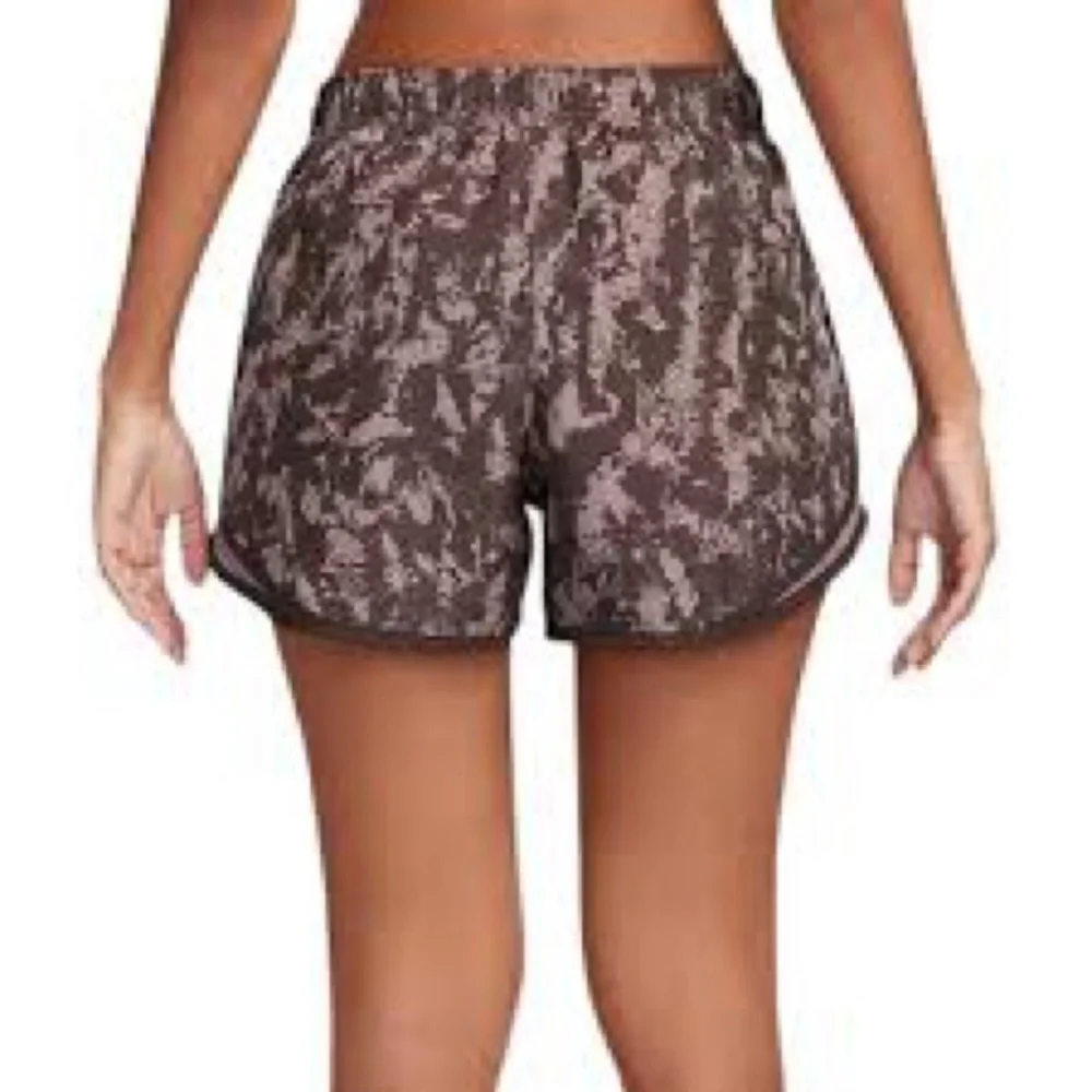 Nike Dri fit tempo shorts athletic activewear women's size XS‎ zero to move new